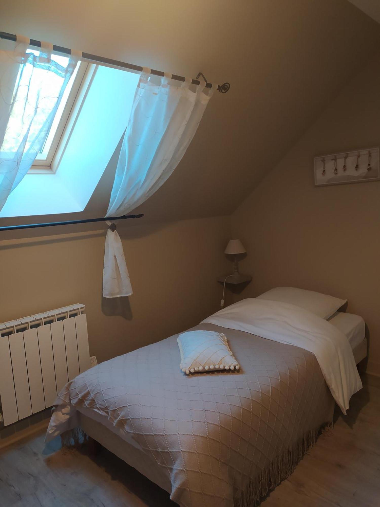Des Roux Et Des Pious Suite De 35 A 60 M2 Et 3 Chambres Pour Groupe De 2 A 6 Personnes Civray-de-Touraine Dış mekan fotoğraf